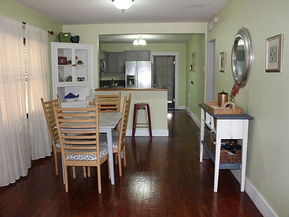 5th image of 614 S L St