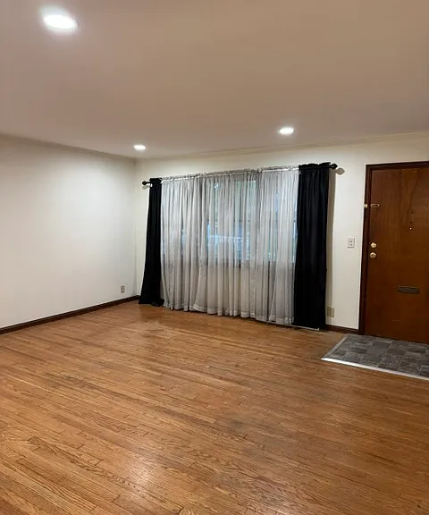 156 Parkview Ave — Photo 9