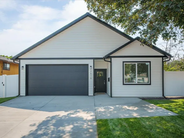 2616 E Wellesley Ave, Spokane, WA 99217