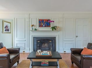 11 Oak Ridge Rd, Caldwell, NJ 07006