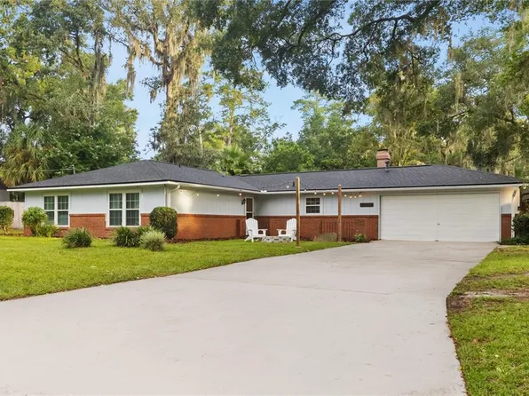 3824 NW 34th Pl, Gainesville, FL 32606