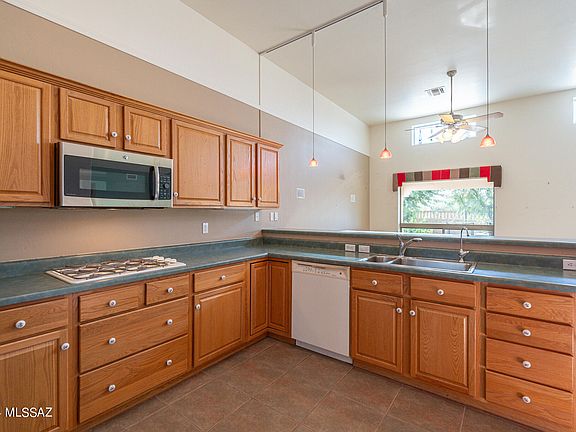 2nd image of 785 S Placita Hermosura