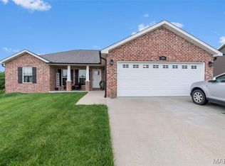 285 Sassenach Dr, Jackson, MO 63755