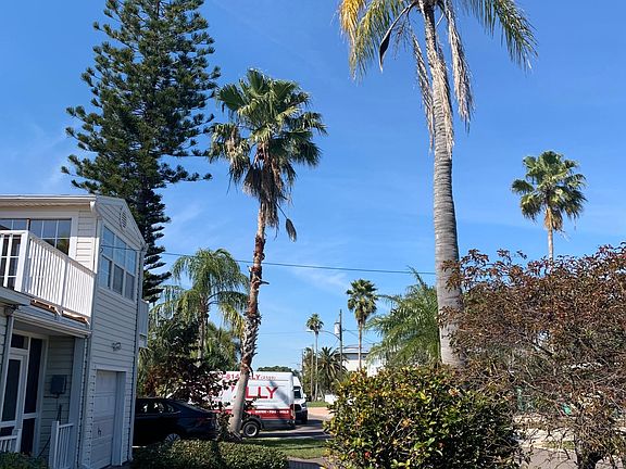 2nd image of 16100 Resingron Dr
