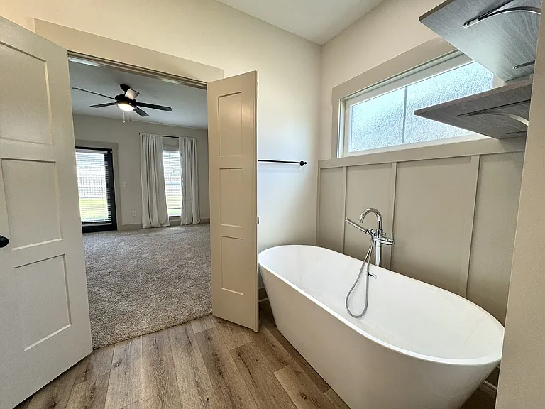 3806 Heartwood St — Photo 28