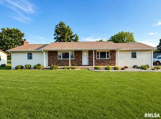 501 E Douglas St, De Soto, IL 62924