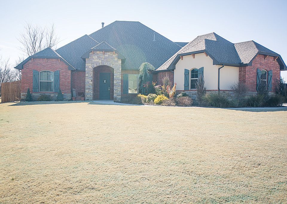 1st image of 2607 Belle Crossing Dr