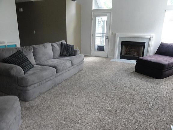 4th image of 4872 Whisper Cove Ct