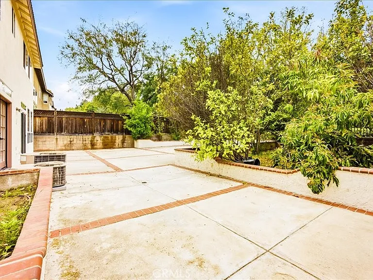 5142 Cellini Dr — Photo 51