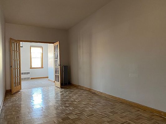 3rd image of 539 Graham Ave APT 3L