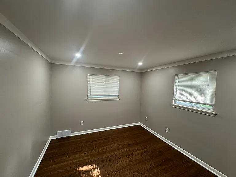 31417 Marquette St — Photo 10