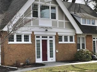 420 Howertown Rd, Catasauqua, PA 18032