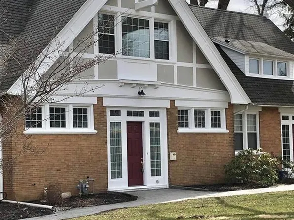 420 Howertown Rd, Catasauqua, PA 18032