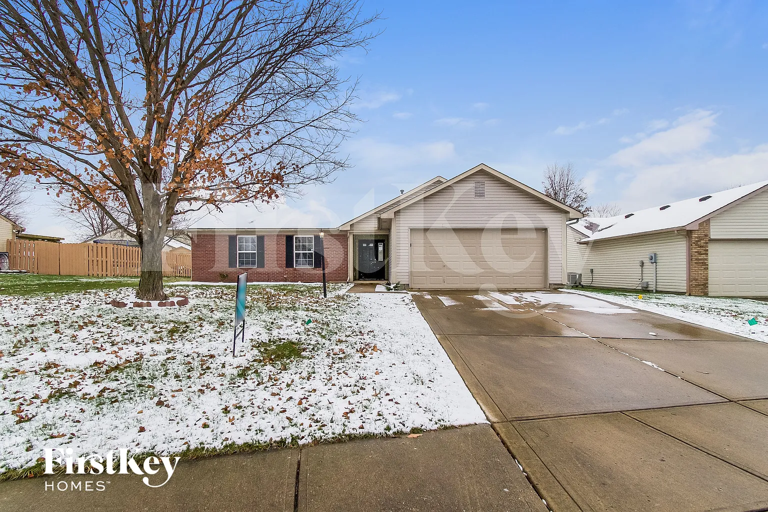 7655 Hidden Valley Ln photo 1