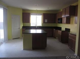 372 Montero Ct, Hemet, CA 92545