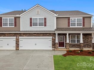 7997 Stonehouse Dr, Gastonia, NC 28056