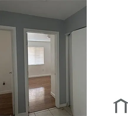 2585 NE 183rd St — Photo 7