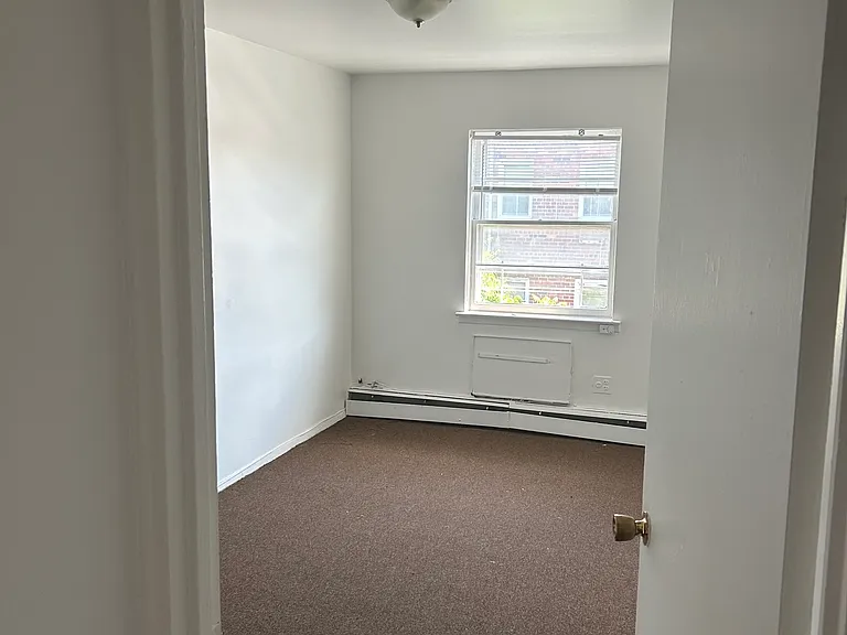 913 E 83rd St #2 — Photo 5