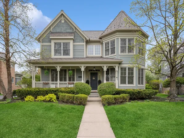 1437 Kittyhawk Ln, Glenview, IL 60026