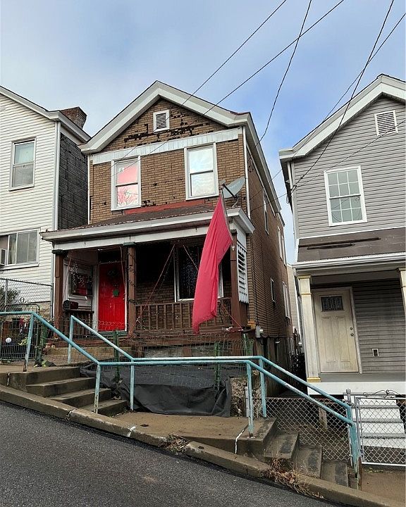 2nd image of 951 Freeland St