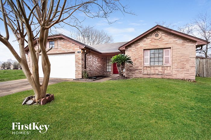 1st image of 15706 Wildwood Lake Dr