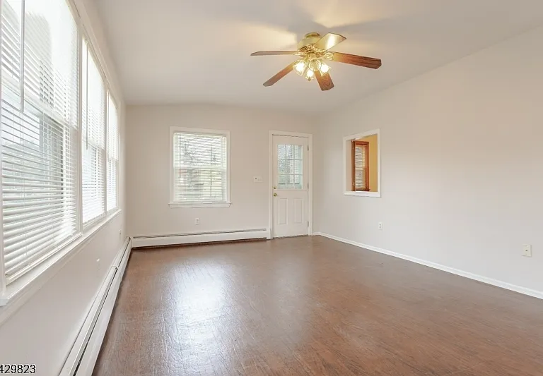 1709 Lawrence St — Photo 9