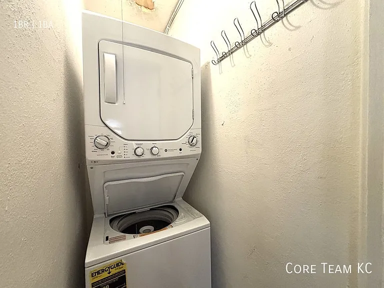 4804 Jefferson St #504 — Photo 5