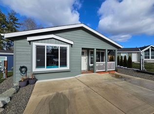 374 Sunset Meadows Ln, Port Hadlock, WA 98339