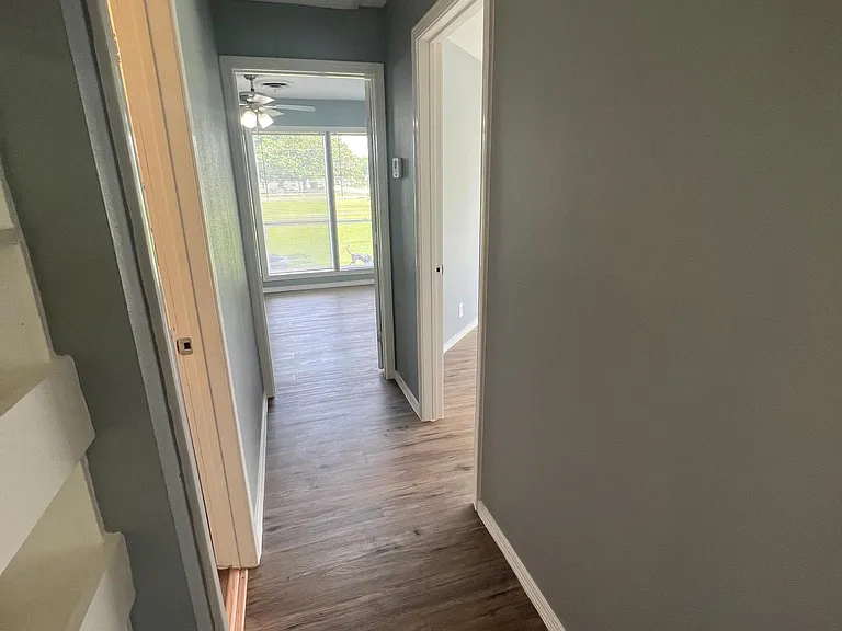 525 E Caney St #B — Photo 18
