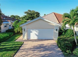 5421 Guadeloupe Way, Naples, FL 34119