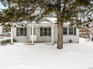 721 Lamay Ave, Ypsilanti, MI 48198