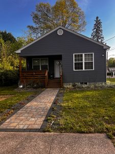 16 Songonosk Street, Windsor, CT, 06095