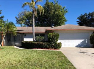 407 SE 17th Pl, Cape Coral, FL 33990