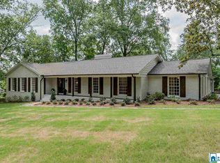 3369 Hermitage Rd, Mountain Brook, AL 35223