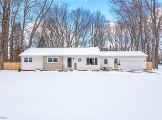 8767 Edgehill Rd, Mentor, OH 44060