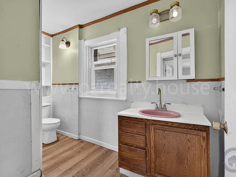 1023 Shadowlawn Dr — Photo 10