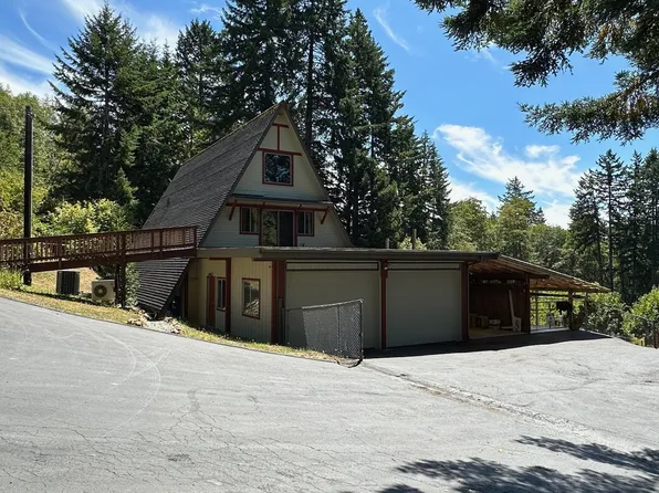 18730 Carpenterville Rd, Brookings, OR 97415