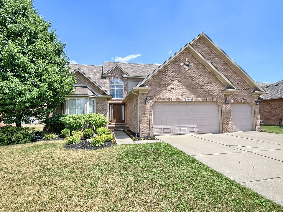1st image of 31815 Honey Suckle Dr