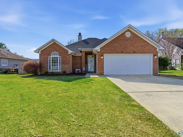 608 Wade Rd SE, Owens Cross Roads, AL 35763