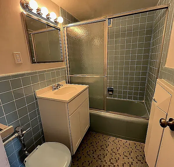 3215 Avenue H #6F — Photo 9