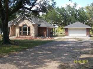 120 Brazos River Rd, Freeport, TX 77541