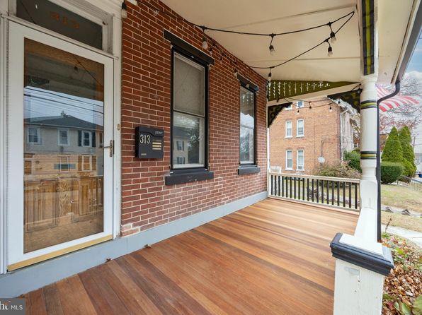 313 Chestnut St