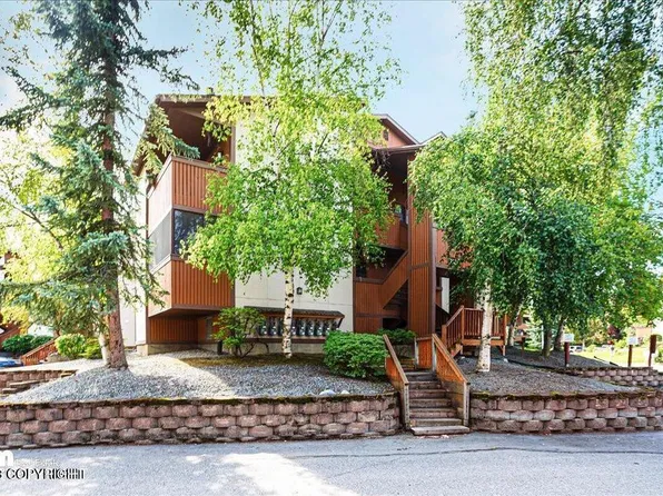 7381 Huntsmen Cir #15-E, Anchorage, AK 99518