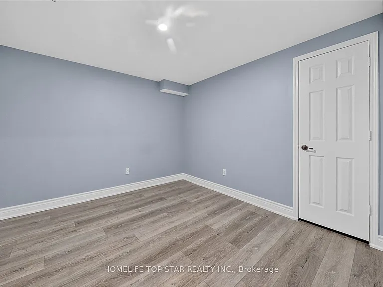 7 SW Littleborough Ct E — Photo 18