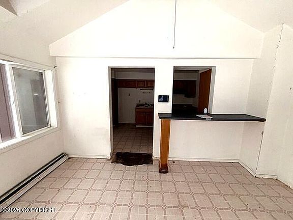 3rd image of 21220 Monron St