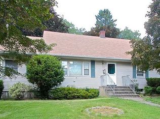 4-20 River Rd, Fair Lawn, NJ 07410