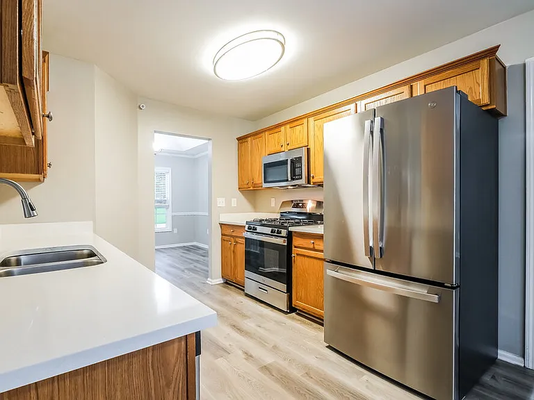 9695 Poole Rd — Photo 8