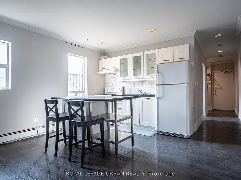 636 Danforth Ave #2 — Photo 7