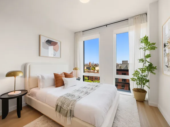 1042 Atlantic Avenue image 2 of 19