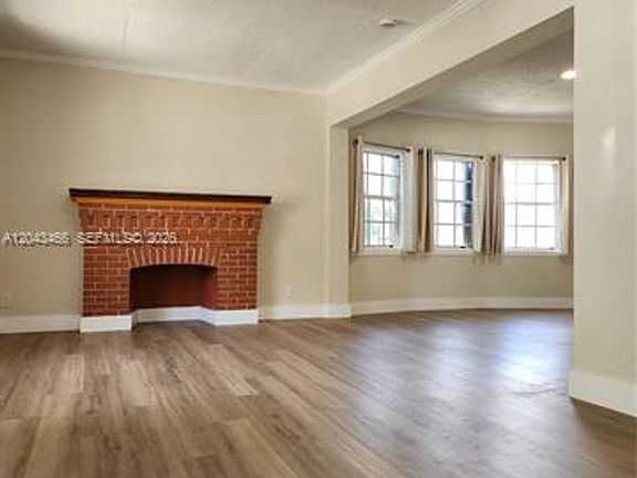 3rd image of 103 NW 35th St #103